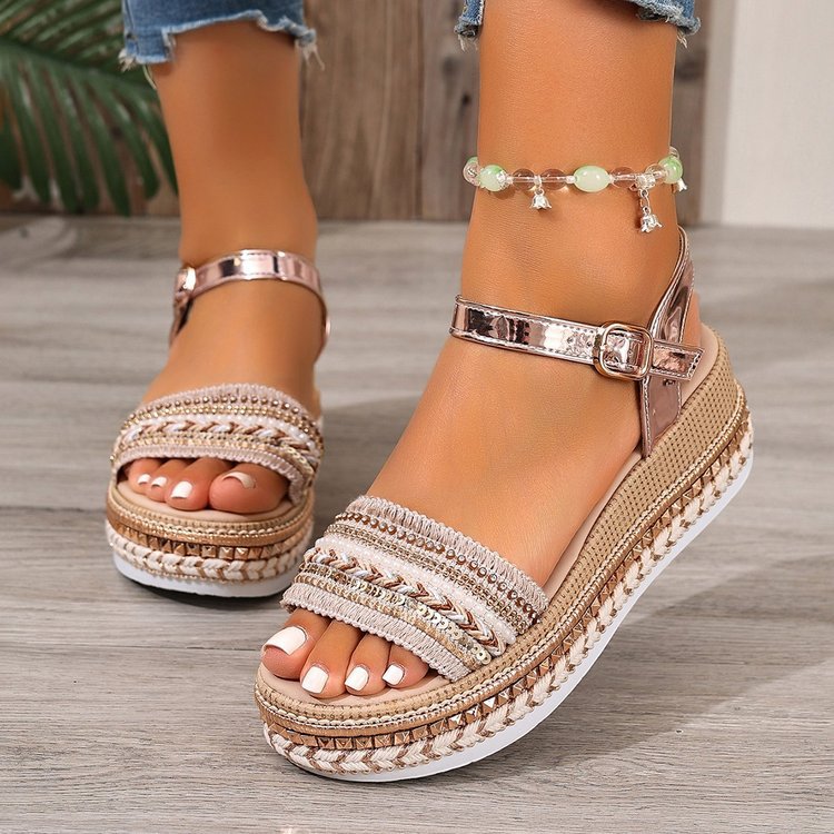 Damen Riemensandalen mit modischer Schmuckverzierung und Plateau-Rand