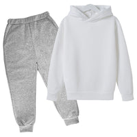 Weiß + graue Hose