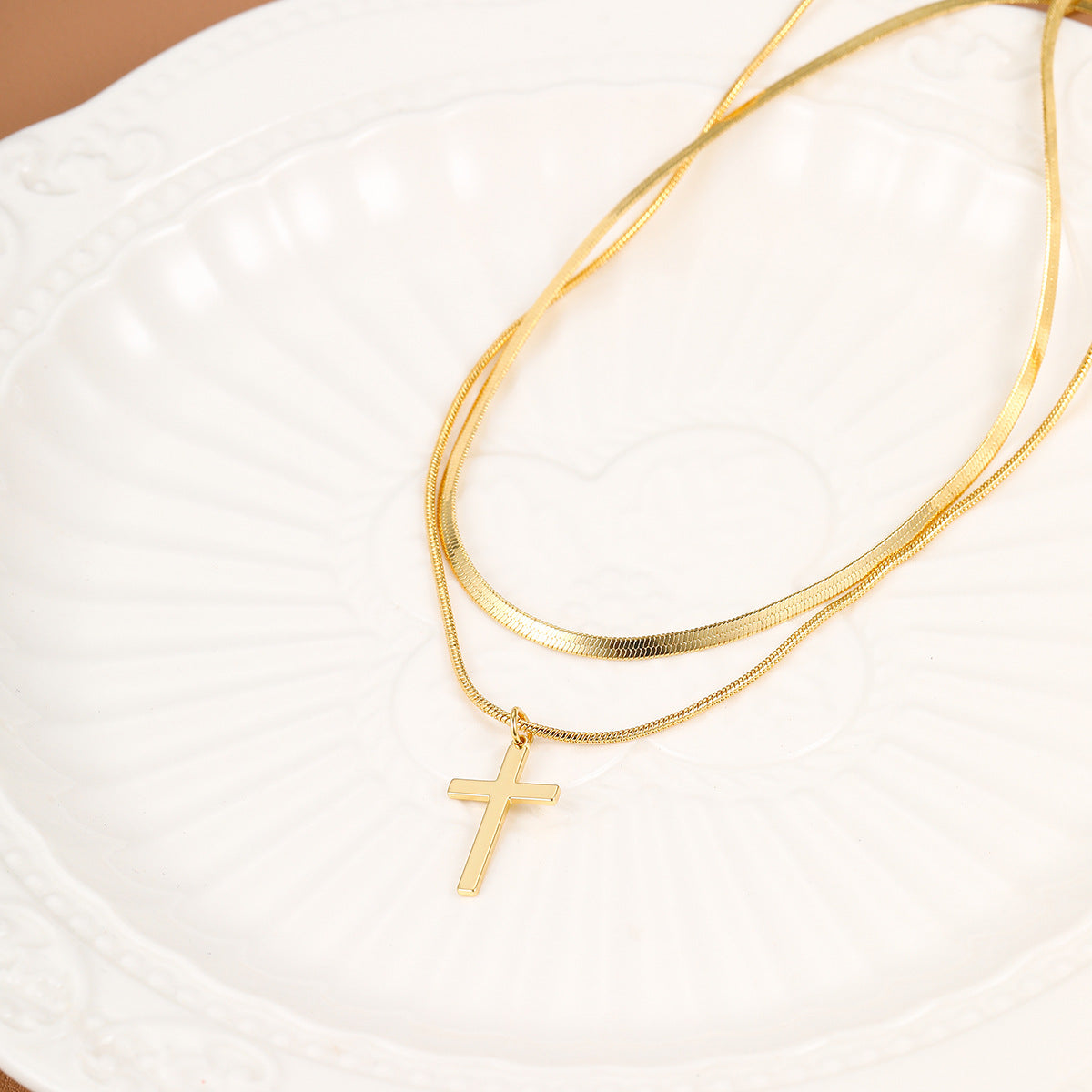 Damen Halskette mit dreilagigem Kreuzanhänger und eleganter Gliederkette Shop Nory