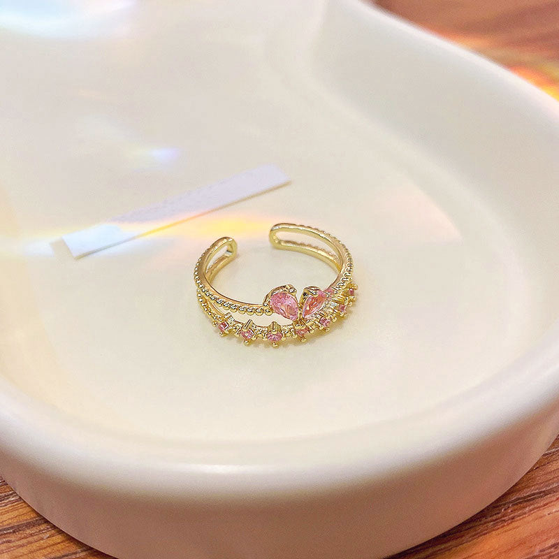 Damen Offener Ring mit schimmernden Kristallen und filigranem Design Shop Nory