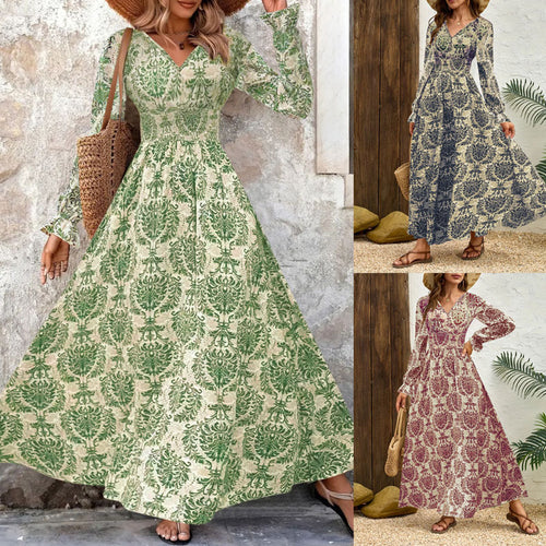 Damen Feminin fließendes Maxikleid mit V-Ausschnitt, geraffter Smock-Taillenpartie und ornamentaler Allover-Print Shop Nory