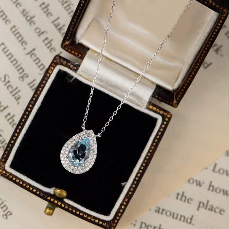 Damen zarte Halskette mit tropfenförmigem Aquamarin-Anhänger und funkelndem Zirkonia Shop Nory