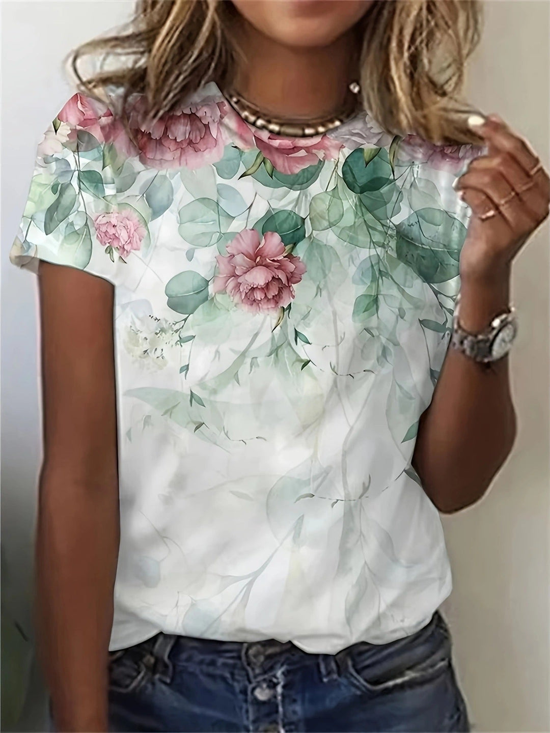 Damen T-Shirt mit floralem Design und modernem Schnitt
