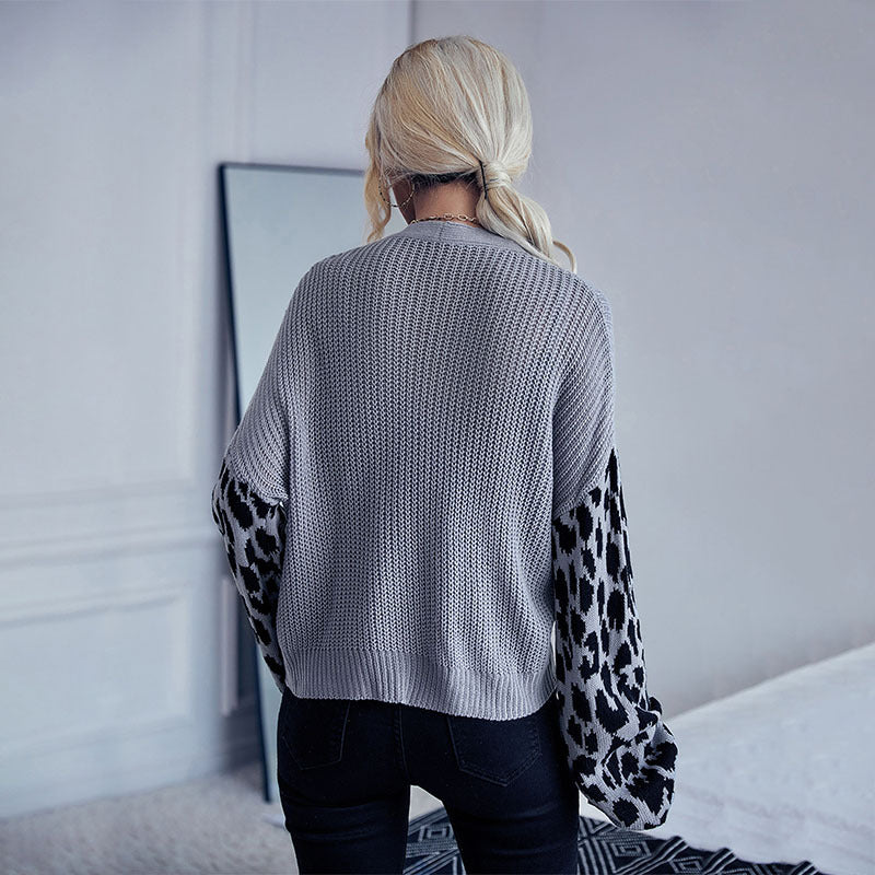 Damen Oversize Strickcardigan mit Leopardenmuster-Ärmeln und V‑Ausschnitt Shop Nory