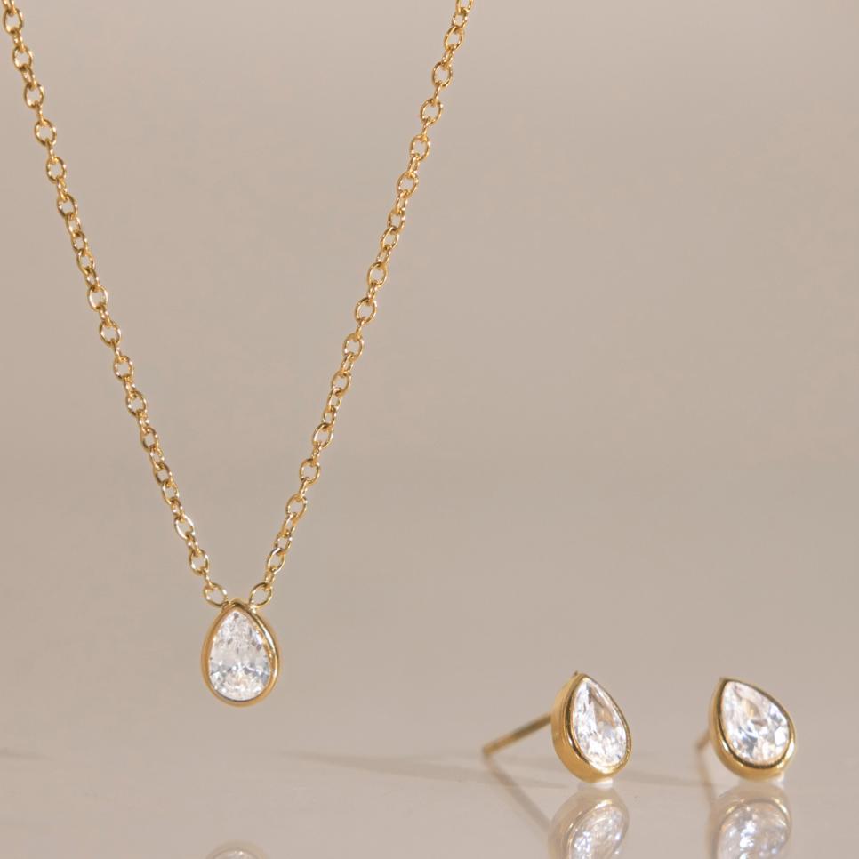Damen Geschenkset mit Halskette und Ohrsteckern aus hypoallergenem Edelstahl Shop Nory