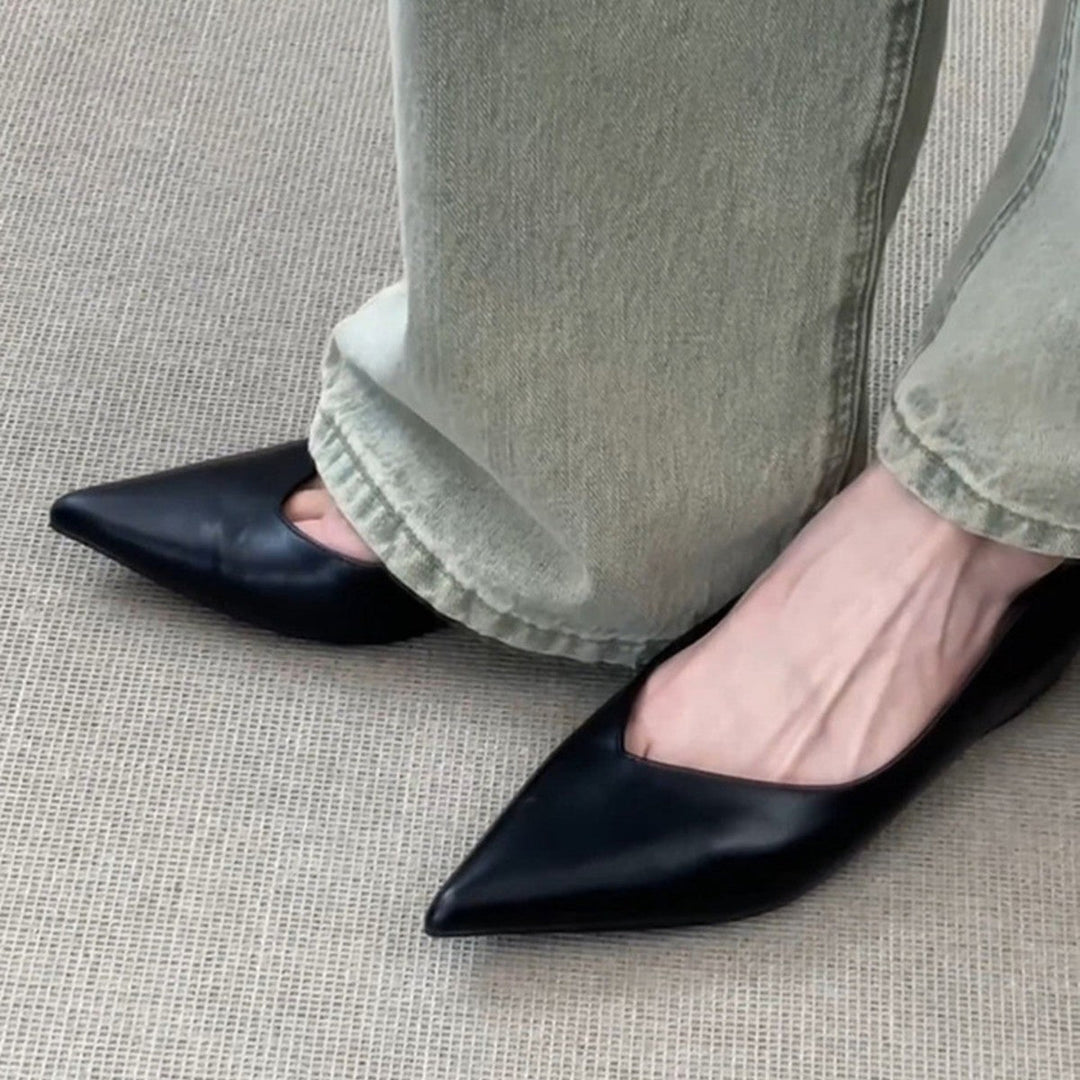 Damen elegante Slipper mit spitzem Zehenbereich und hochwertiger Lederoptik