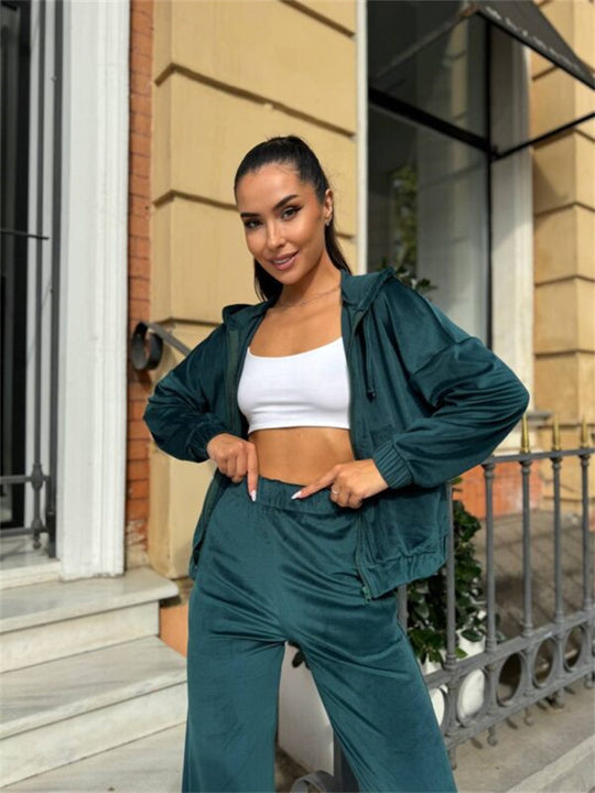 Damen Velours-Zip-Kapuzenjacke mit Marlene-Jogginghose Lounge-Set Shop Nory