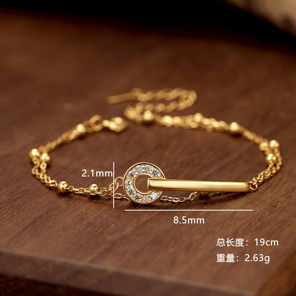 Damen Armband mit funkelndem Anhänger und stilvollem Kettendesign Shop Nory
