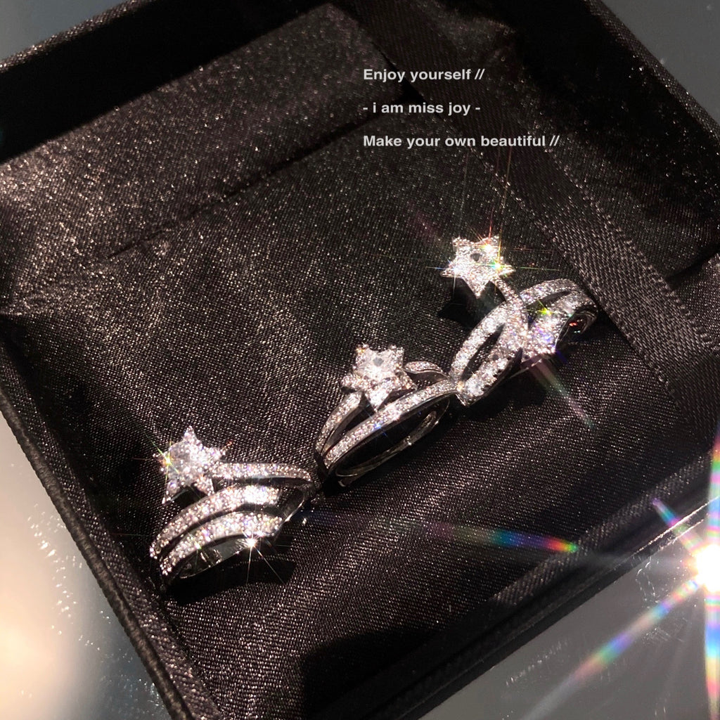 Damenring mit funkelndem Stern-Design und eleganten Zirkonia-Steinen Shop Nory