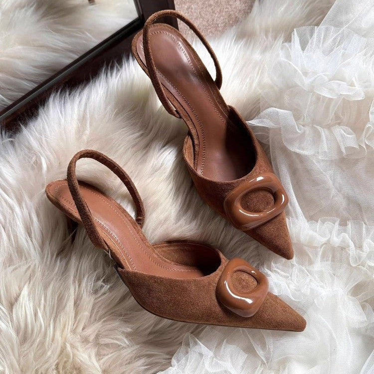 Damen Slingback-Pumps mit elegantem Punktdesign und modischem Riemen
