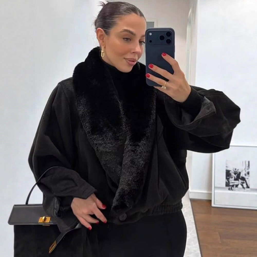 Damen Kurzjacke mit voluminösem Kunstfell-Schalkragen und elastischem Saum Shop Nory