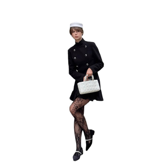 Damen Taillierter Double‑Breasted Kurzblazer mit Stehkragen, Volant-Saum und Herzknopf‑Detail Shop Nory