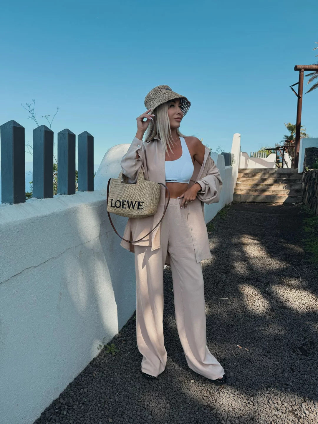 Damen legeres Leinen-Lounge-Set mit Hemdjacke im Oversize-Schnitt und weitem Bundfaltenhose Shop Nory