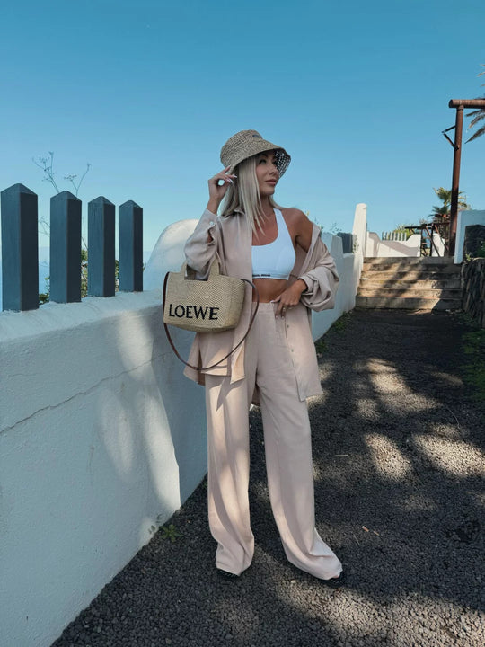 Damen legeres Leinen-Lounge-Set mit Hemdjacke im Oversize-Schnitt und weitem Bundfaltenhose Shop Nory