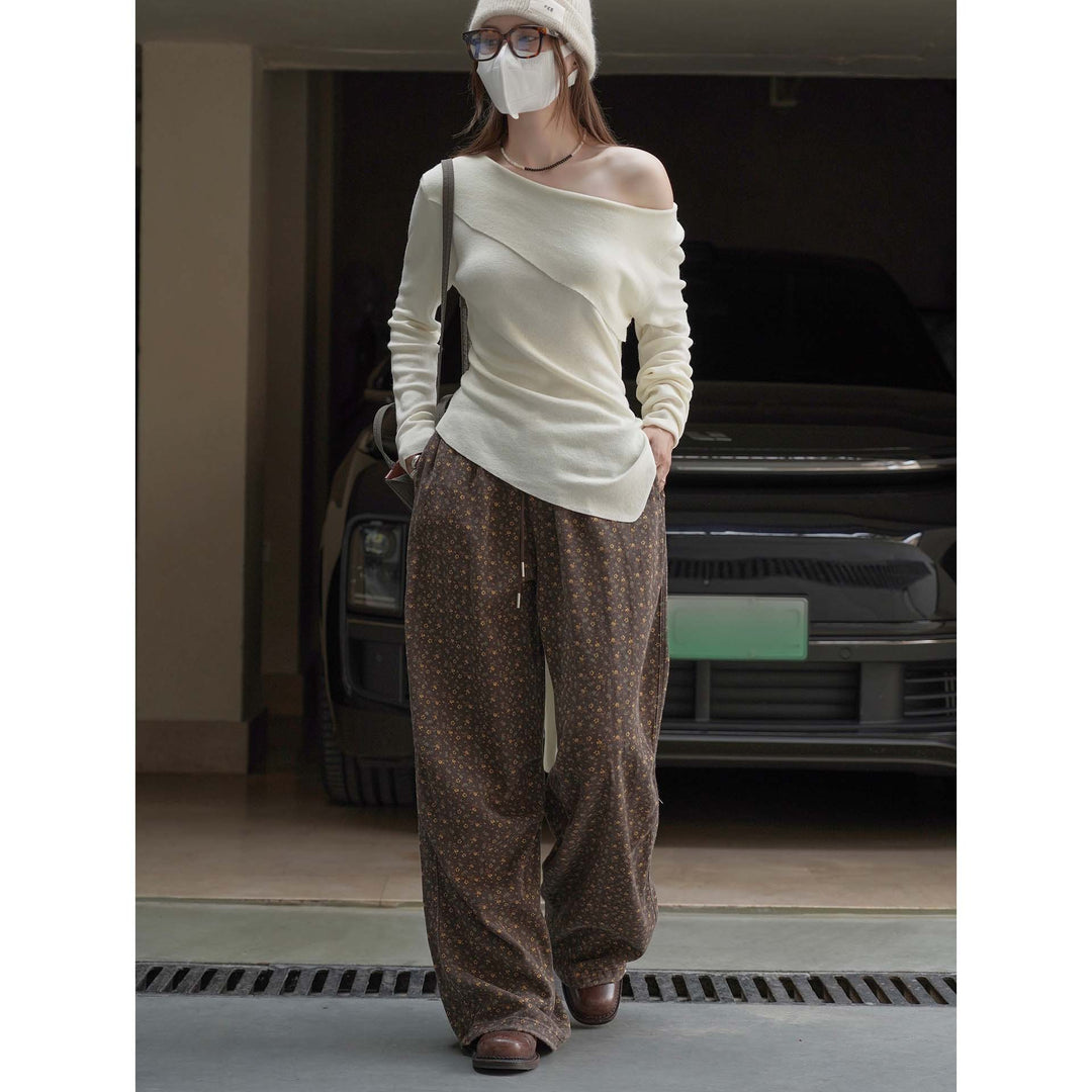 Damen Asymmetrisches Off-Shoulder Feinstrickshirt mit gedrehtem Saum Shop Nory