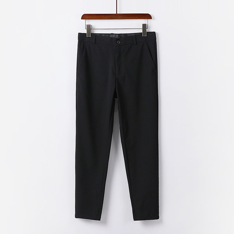 Herren Schmale Chino-Hose aus Stretch-Baumwollmix mit schmalem Bein und Bundfalten Shop Nory