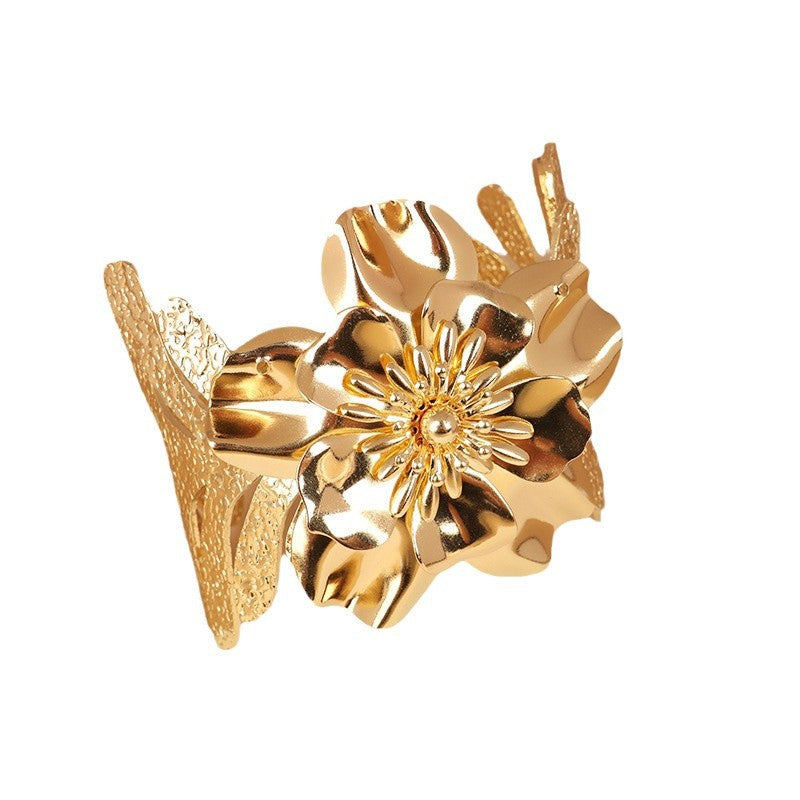Damen eleganter Armband mit kunstvollem Blumenmotiv Shop Nory