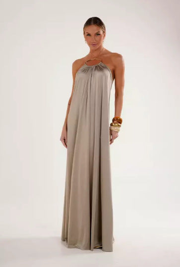 Elegantes Maxikleid mit Halsband