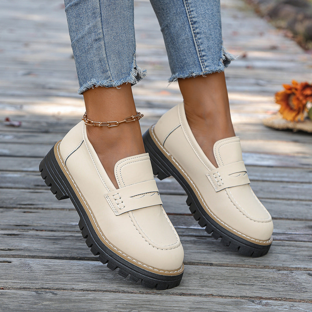 Damen robuste Loafer mit markanter Profilsohle, weichem Veloursoptik-Obermaterial und gepolstertem Komfortfußbett Shop Nory