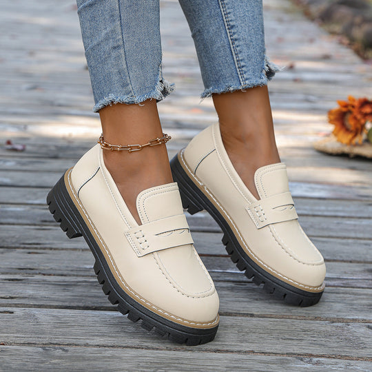 Damen robuste Loafer mit markanter Profilsohle, weichem Veloursoptik-Obermaterial und gepolstertem Komfortfußbett Shop Nory