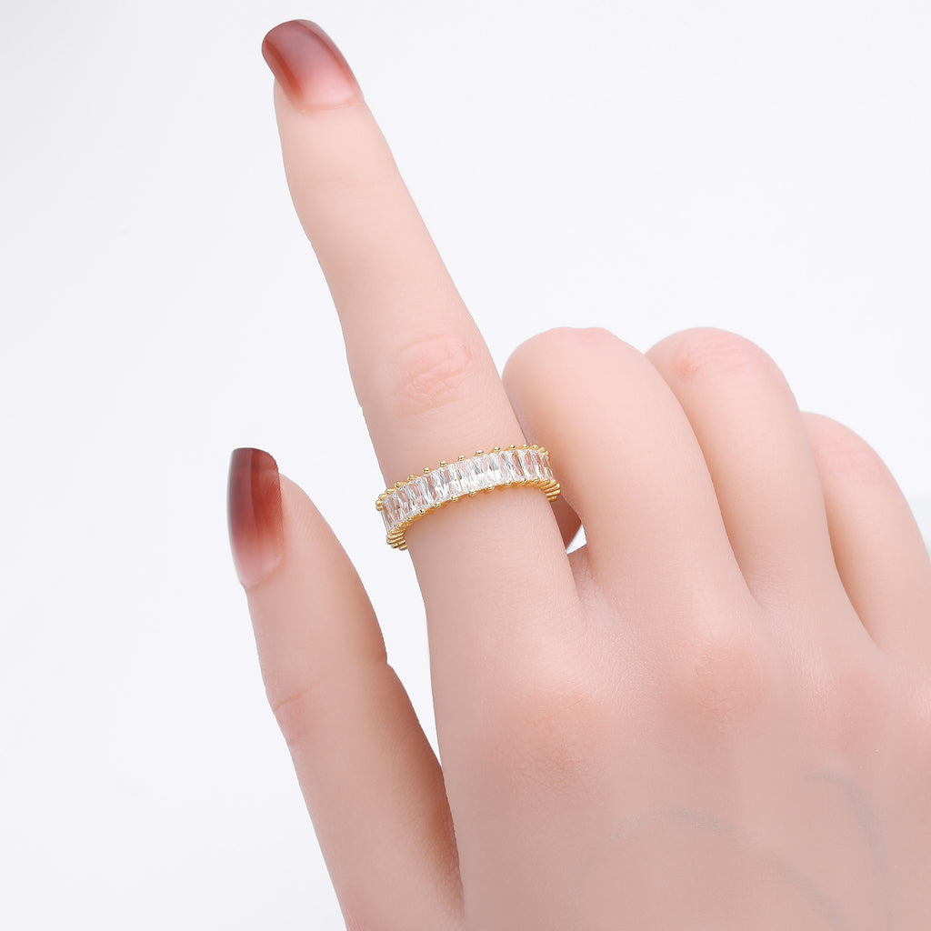 Damen Ring mit luxuriösem Zirkonbesatz aus hochwertigem 925 Sterling Silber Shop Nory