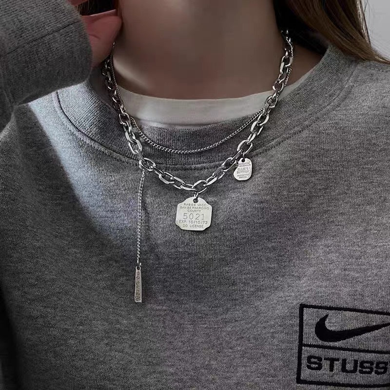 Damen Kette mit modernen Anhängern und urbanem Design Shop Nory