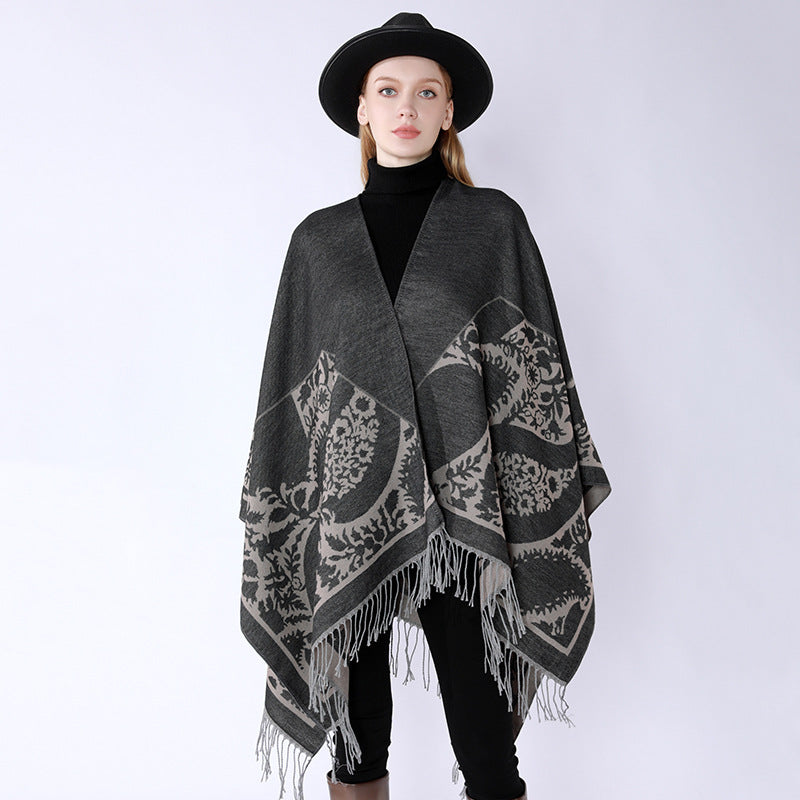 Damen Oversize-Umhangponcho mit floralen Medaillon-Jacquard und Fransensaum Shop Nory