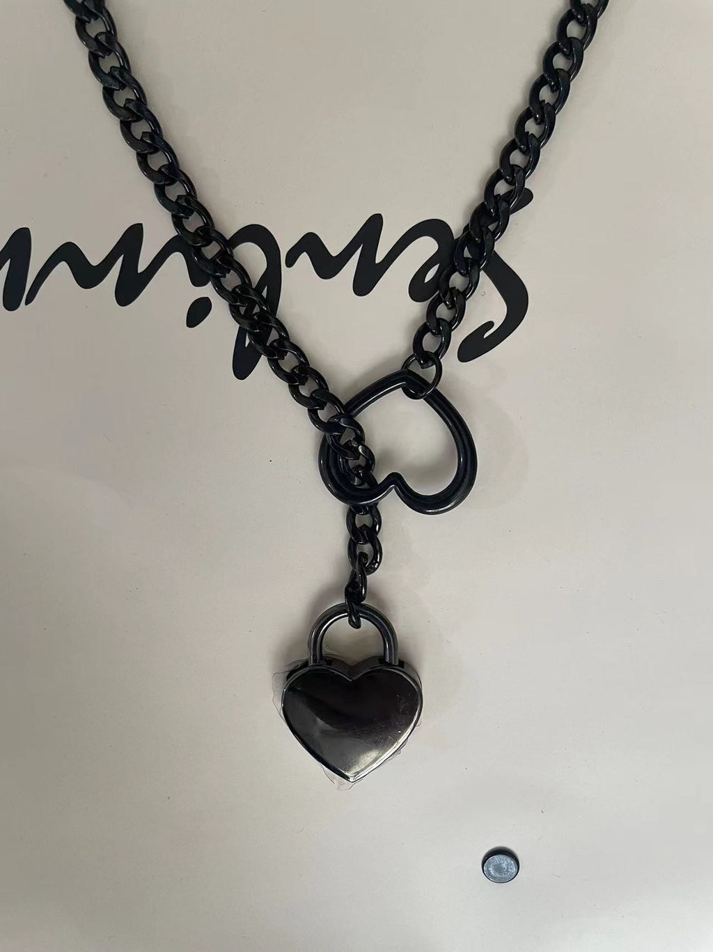 Damen Fußkettchen mit Herzanhänger und elegantem Kettendesign Shop Nory