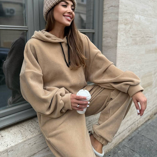 Damen Bequemes Fleece-Hoodie und Jogginghose Set Shop Nory