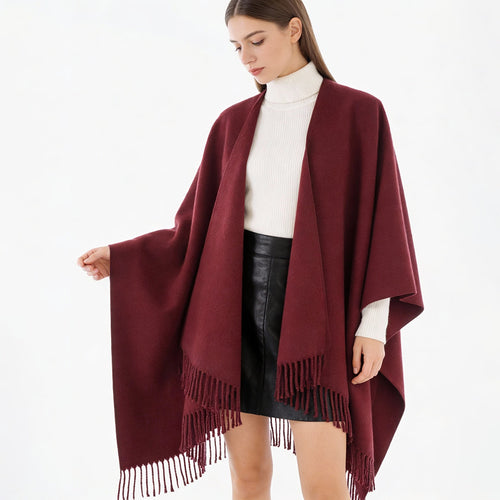 Damen Minimalistischer Wickel‑Capeponcho aus Wollmix mit V‑Ausschnitt und zartem Fransensaum Shop Nory