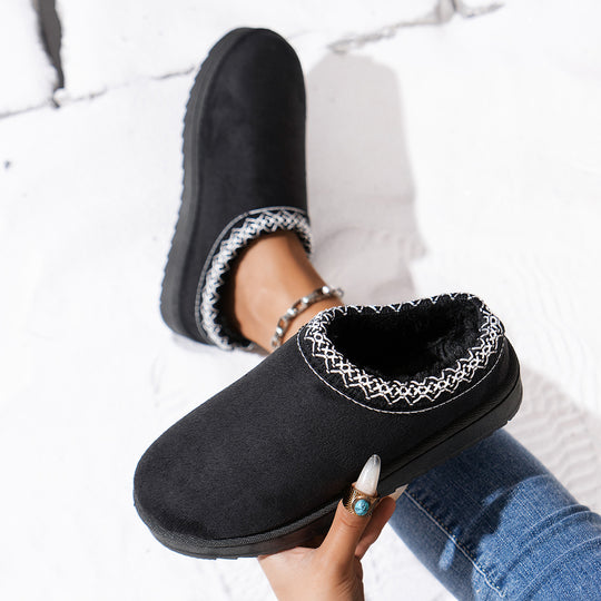 Damen Gefütterte Loafer‑Hausschuhe aus Wildlederimitat mit besticktem Rand und profiliertem Plateau Shop Nory