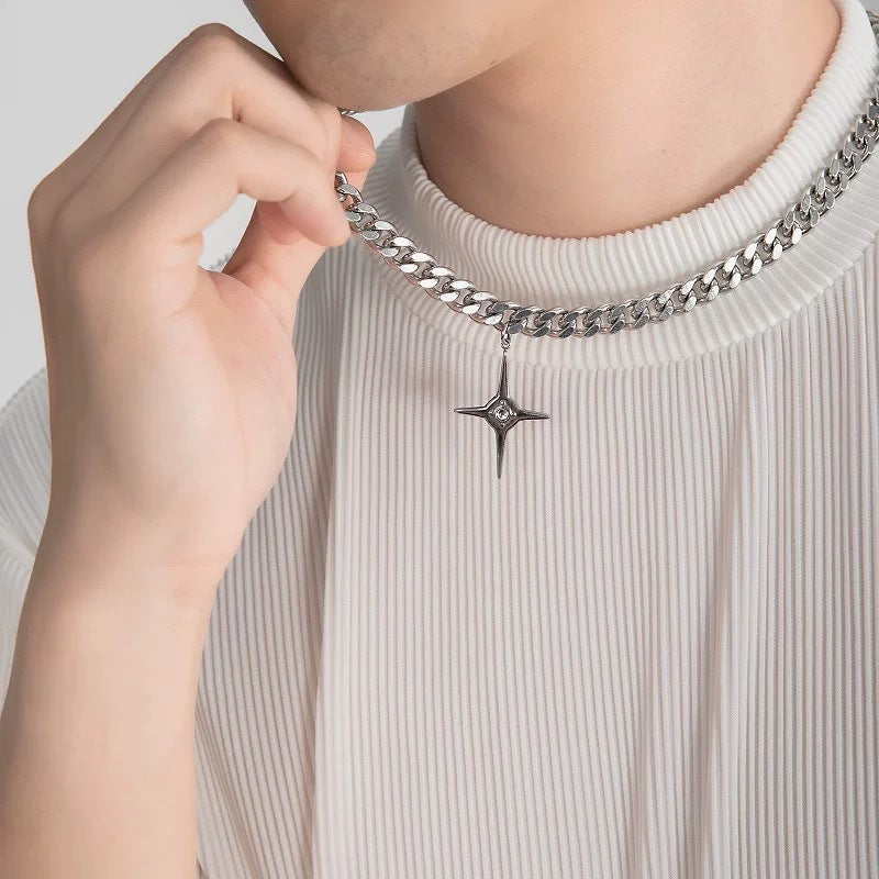 Damen Kette mit modernem Sternenanhänger und hochwertigem Gliederdesign Shop Nory