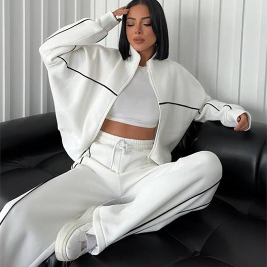 Damen lässiges Sweatset mit Stehkragen Reißverschluss gekürzter Jacke und hochtaillierter Schlaghose Shop Nory