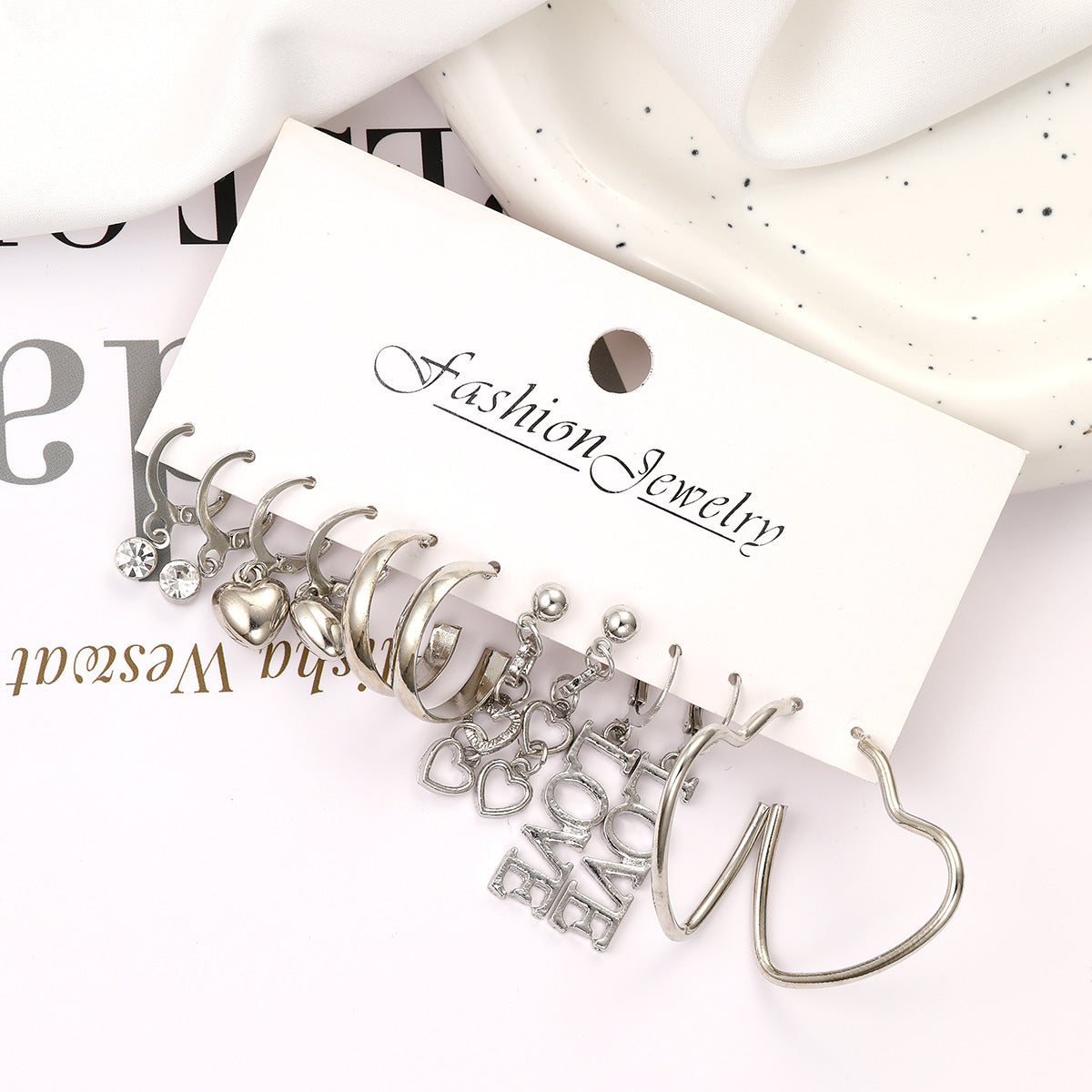 Damen Ohrstecker mit verspielten Anhängerdesigns Shop Nory