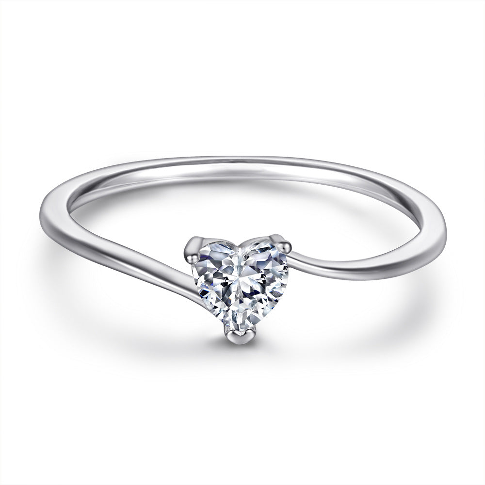 Damen Verlobungsring mit strahlendem Hauptstein und eleganter Zirkonia-Verzierung Shop Nory