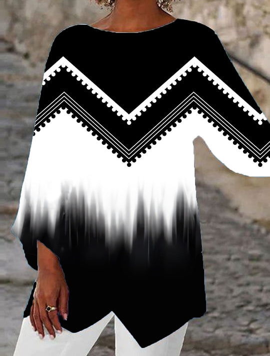 Damen Oversize-Bluse mit modernem Chevron-Muster und Bumerangärmeln