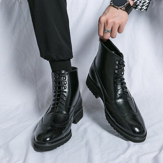 Herren klassische Brogue-Schnürstiefelette mit perforiertem Wingtip und griffiger Gummisohle Shop Nory