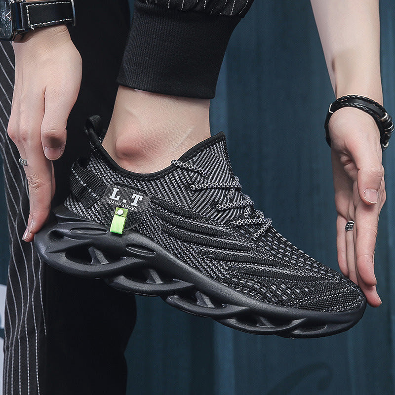 Herren Strick-Sneaker mit skulpturaler Hohlkammer-Sohle und reflektierenden Schnürsenkeln Shopy Nory