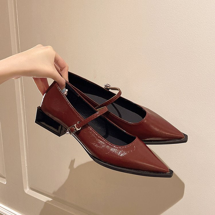 Damen Riemchenpumps im Mary‑Jane‑Stil mit spitzer Zehenkappe und geformtem Blockabsatz Shop Nory