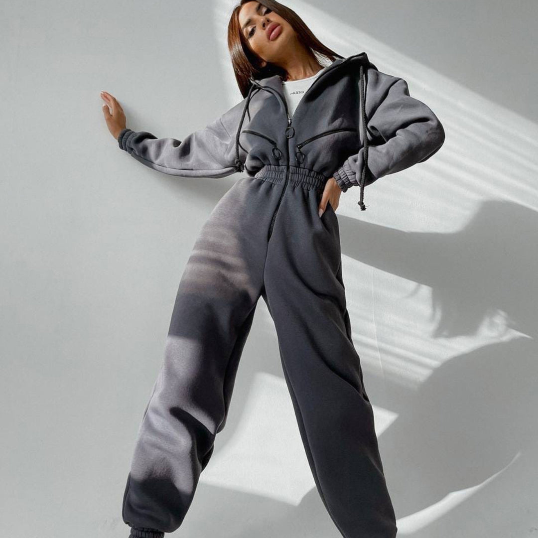 Damen taillierter Kapuzen-Jumpsuit mit elastischem Bund und markanten Kontrast-Reißverschlüssen Shop Nory