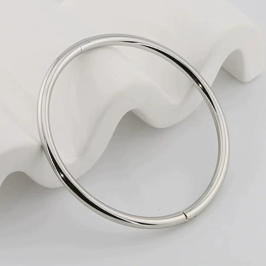 Frauen Sleek Gold Armreife Shop Nory