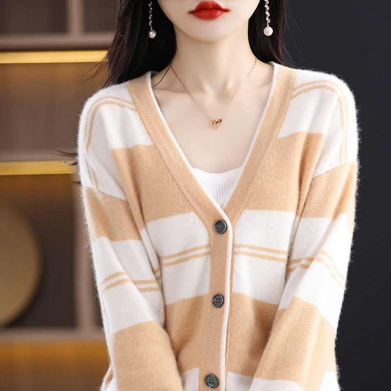 Damen Midilanger Feinstrick-Cardigan mit breiten Blockstreifen, V-Ausschnitt und gerippten Bündchen Shop Nory