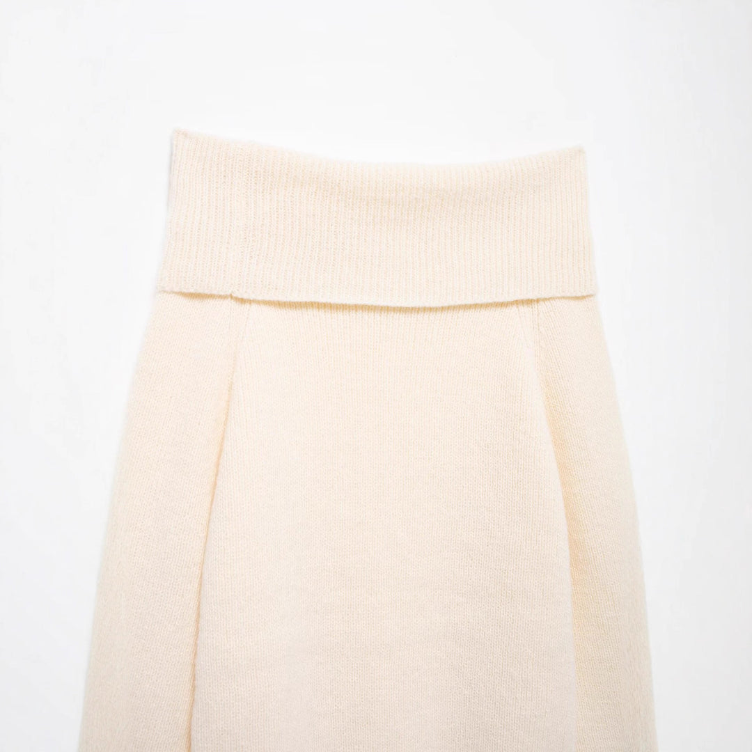 Damen Schulterfreier Oversize-Feinstrickpullover mit breitem Umschlagkragen Shop Nory