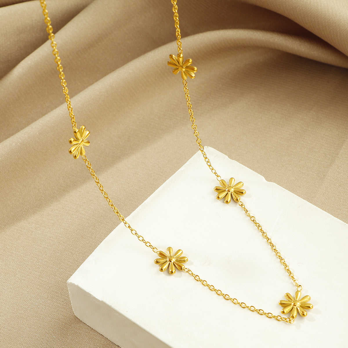 Damen Blumen Anhänger Halskette Shop Nory