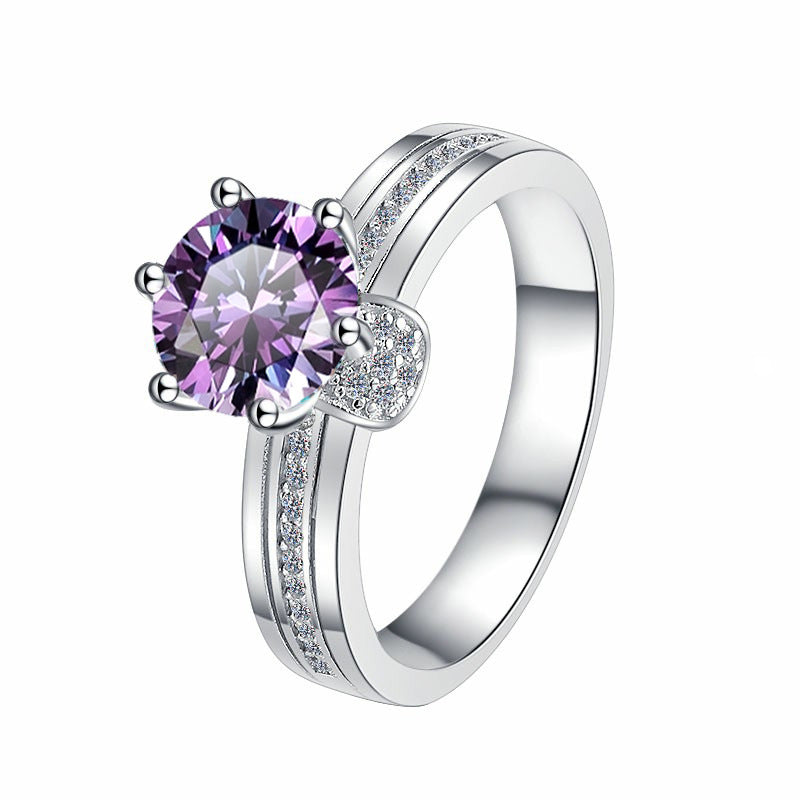Damenring mit funkelndem schwarzen Zirkonia und eleganter Detailverzierung Shop Nory