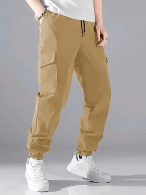 Herren Technische Cargo-Jogginghose im Utility‑Stil mit Klappentaschen & elastischen Knöchelbündchen Shop Nory