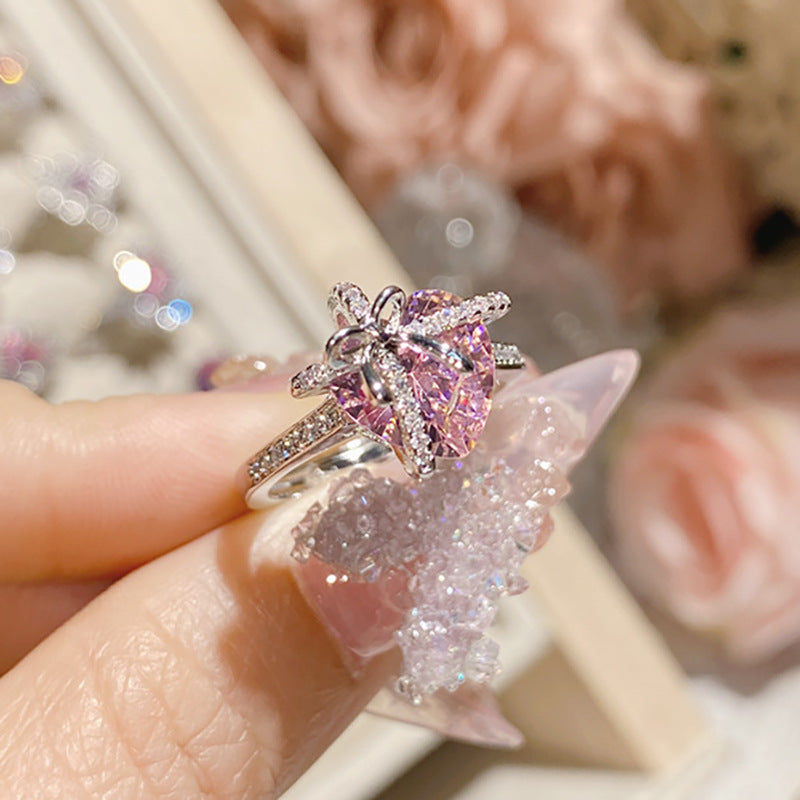 Damen Schmuckring mit funkelndem Herzdesign und elegantem Zirkonia-Besatz Shop Nory