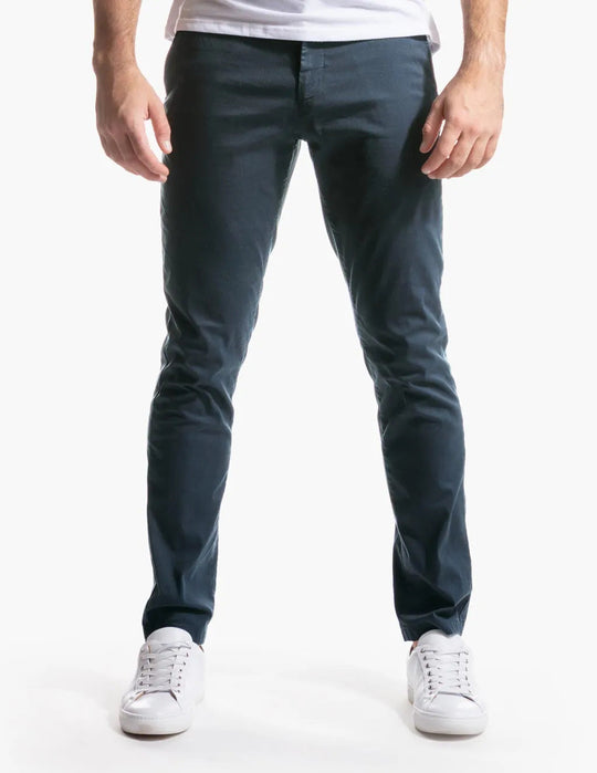Herren Slim-Fit Chinohose aus atmungsaktivem Material