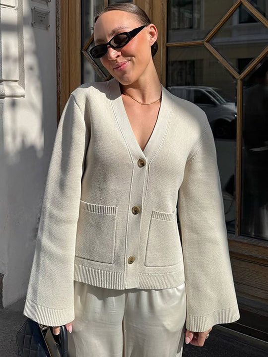 Damen Feinstrick-Cardigan mit weitem Ärmel, V‑Ausschnitt und aufgesetzten Taschen Shop Nory