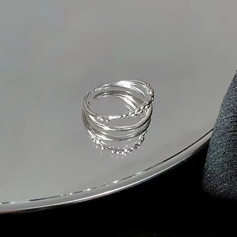 Damen Ring mit elegantem, minimalistischen Design und funkelndem Zirkonia Shop Nory